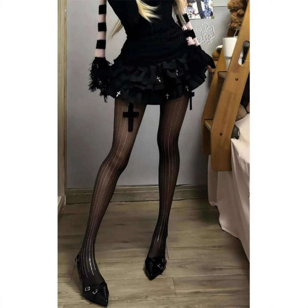 Gothic Bubble Rock mit Kreuzdetail