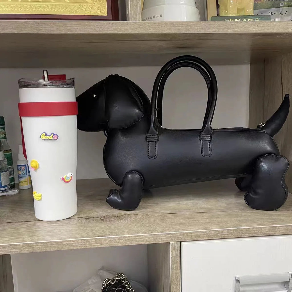 Dackel Handtasche in Schwarz